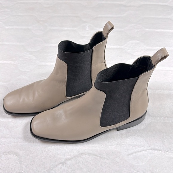 Everlane Womens Italian Leather Chelsea Boots Tan Black Square Toe Ankle Size 9 - Picture 3 of 11